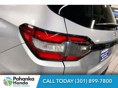 Used 2025 Honda Pilot EX-L image 30