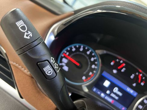 Used 2020 Chevrolet Traverse High Country image 18