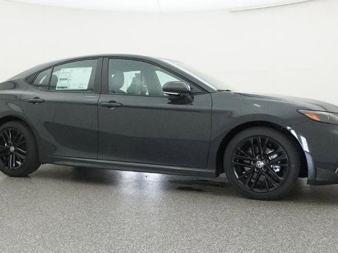 New 2026 Toyota Camry SE FWD image 28