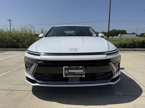 New 2025 Hyundai Sonata SEL image 2