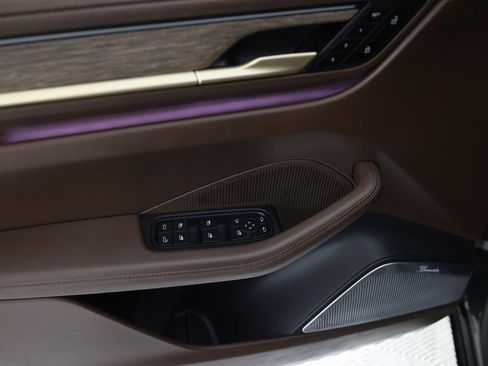 Used 2025 Porsche Macan Turbo Electric image 16