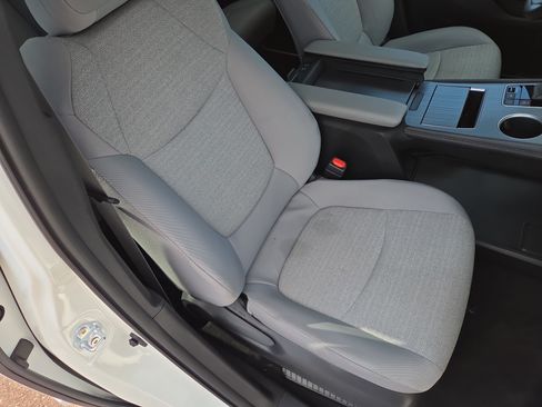 Certified 2025 Toyota Sienna LE w/ LE Plus Package AWD/4WD image 16