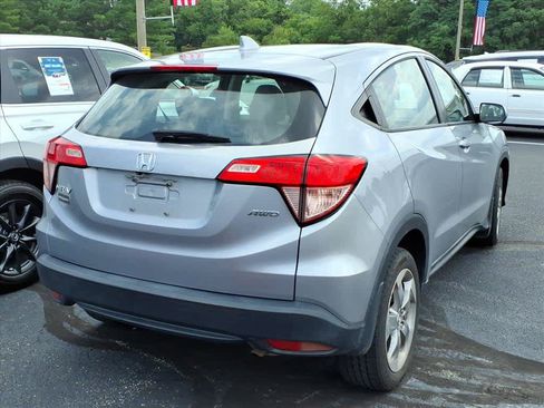 Used 2018 Honda HR-V LX image 5