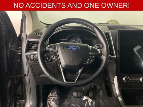 Certified 2024 Ford Edge Titanium image 9