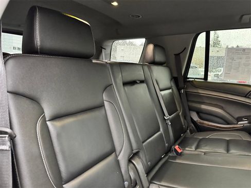 Used 2018 Chevrolet Tahoe LT w/ Luxury Package image 14
