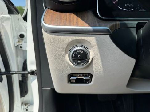 Certified 2023 Mercedes-Benz C 300 4MATIC Sedan image 23