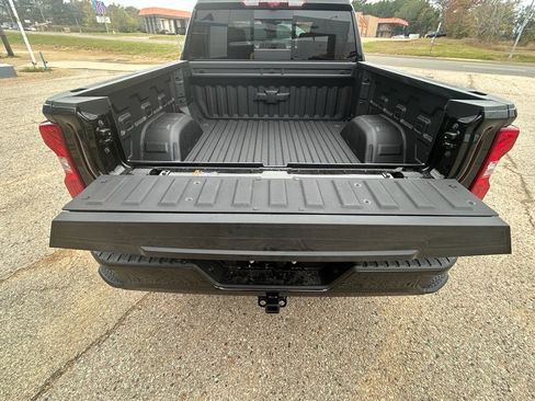 New 2026 Chevrolet Silverado 1500 ZR2 AWD/4WD image 37