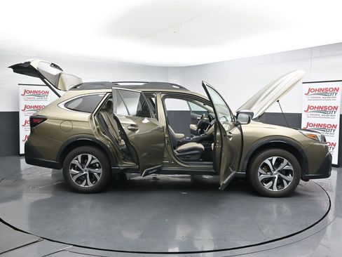 Used 2020 Subaru Outback Limited AWD/4WD image 27