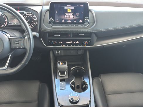 Certified 2023 Nissan Rogue SV w/ SV Premium B Package AWD/4WD image 8