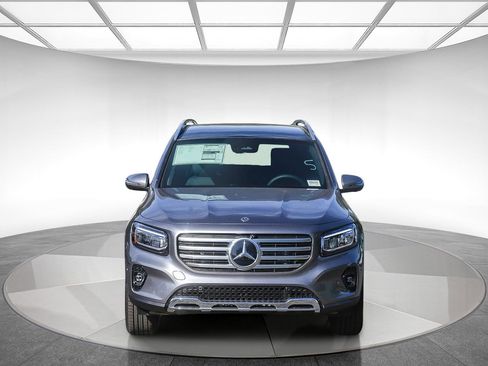 New 2026 Mercedes-Benz GLB 250 4MATIC image 6