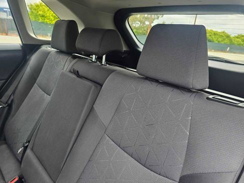 Used 2022 Toyota RAV4 XLE w/ Convenience Package AWD/4WD image 19