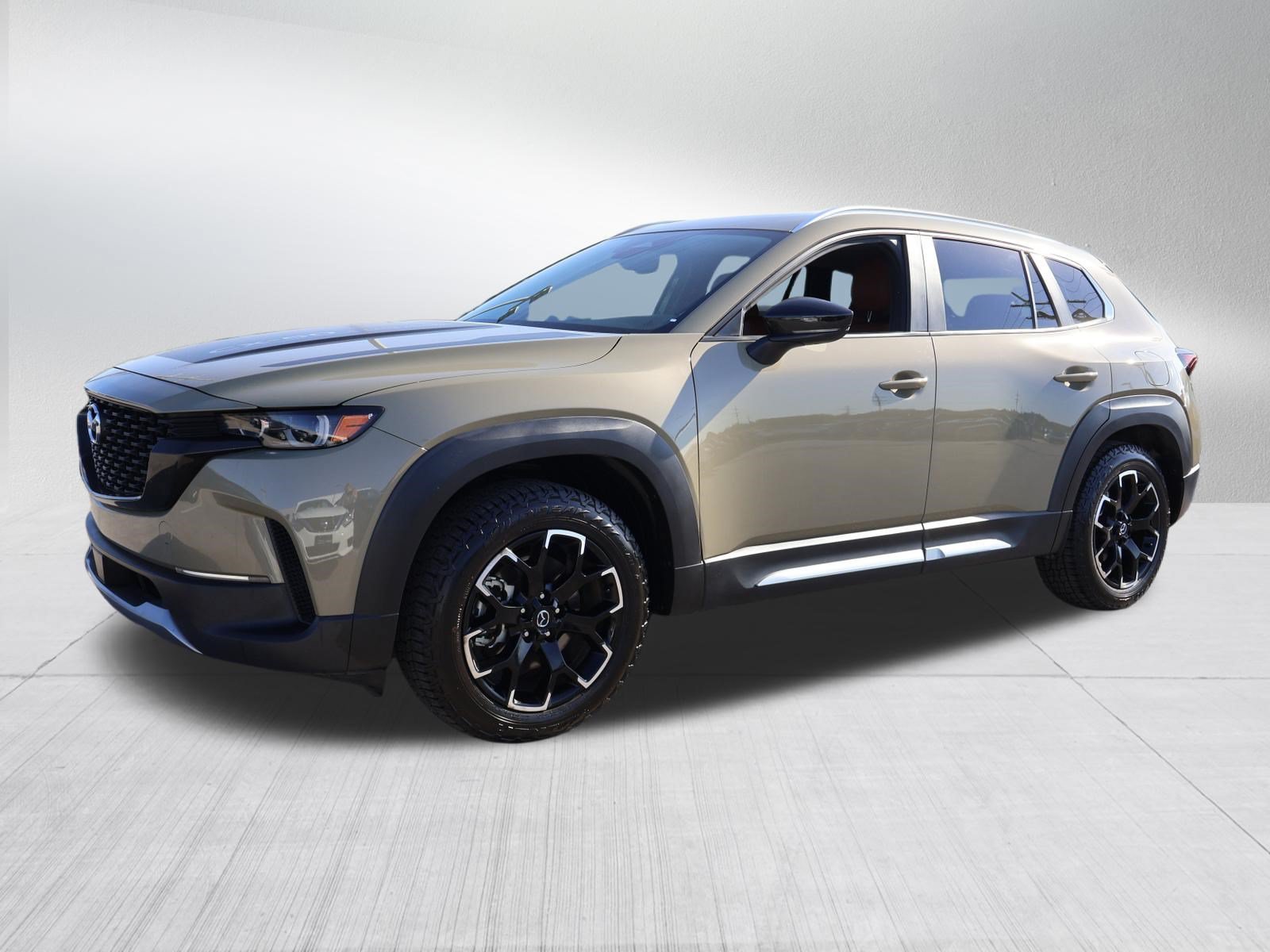 Certified 2025 MAZDA CX-50 Meridian Edition w/ Weather Package AWD/4WD image 3