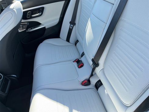 Certified 2024 Mercedes-Benz C 300 4MATIC Sedan image 13