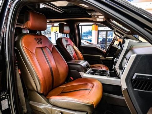 Used 2022 Ford F450 King Ranch w/ King Ranch Ultimate Package image 32