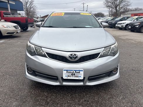 Used 2014 Toyota Camry SE image 8