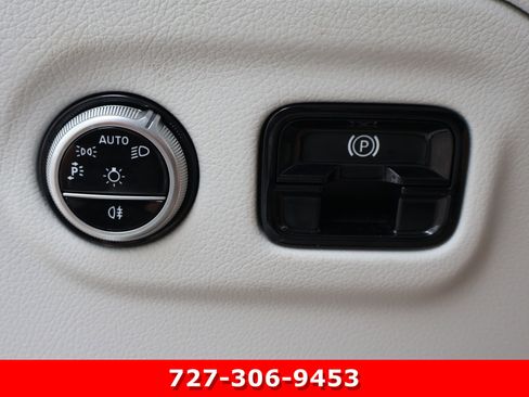 Used 2024 Mercedes-Benz EQE 350+ 4MATIC SUV image 23
