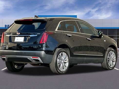 Certified 2025 Cadillac XT5 Premium Luxury image 4