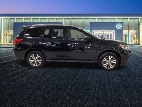 Used 2019 Nissan Pathfinder SL image 6