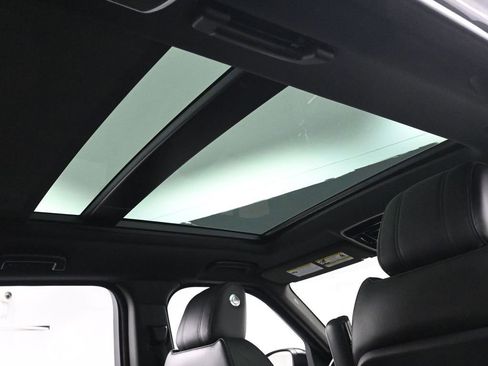 Used 2016 Land Rover Range Rover Sport HSE image 21