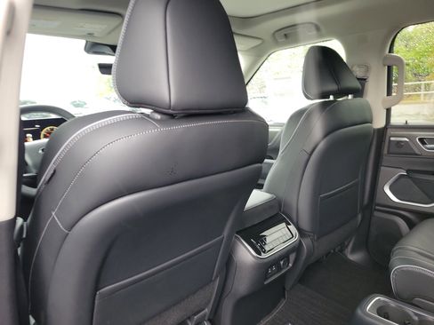 New 2026 INFINITI QX80 Luxe w/ Cargo Package image 10