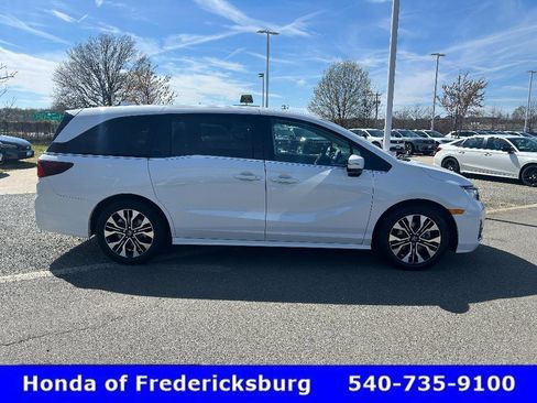 Used 2026 Honda Odyssey Elite image 7
