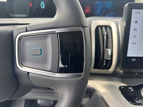 Used 2025 Ford Expedition Max Active image 16