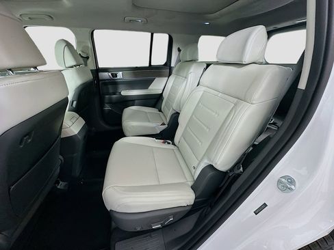 New 2026 Hyundai Santa Fe Calligraphy AWD/4WD image 17