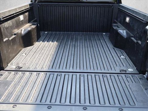 Used 2024 Toyota Tacoma TRD Off-Road AWD/4WD image 6