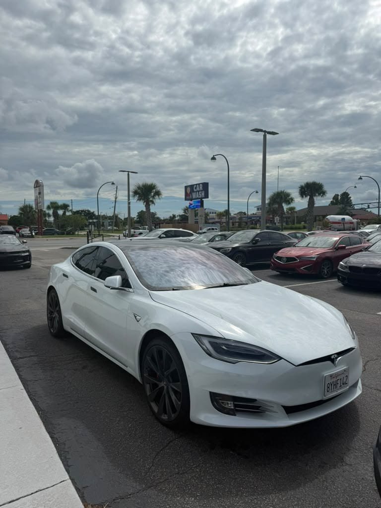 Used 2019 Tesla Model S Performance AWD/4WD image 14