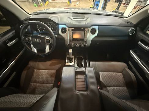 Used 2014 Toyota Tundra SR5 w/ TRD Off Road Package image 19