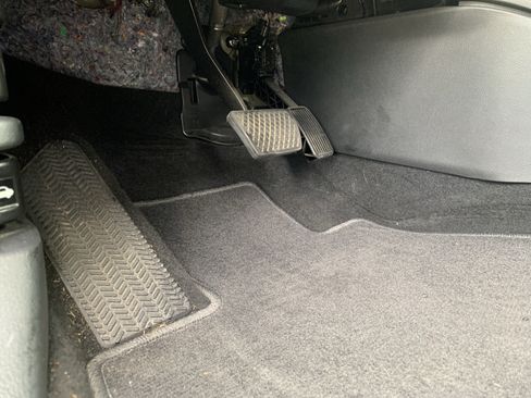 Used 2019 Honda CR-V EX image 5