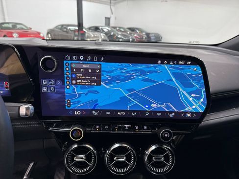 Used 2024 Chevrolet Blazer EV LT AWD/4WD image 19