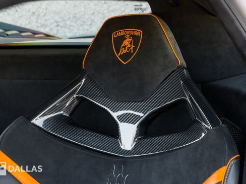 Used 2024 Lamborghini Huracan Tecnica image 25