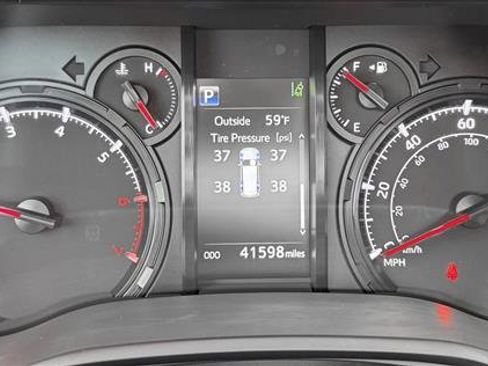 Used 2024 Toyota 4Runner SR5 image 12