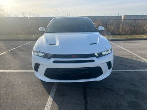 Used 2024 Dodge Hornet GT image 2