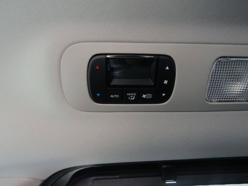 Used 2025 Honda Odyssey EX-L image 34