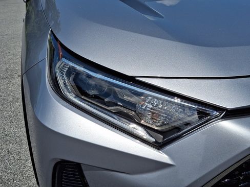 Certified 2021 Toyota RAV4 SE w/ Weather & Moonroof Package AWD/4WD image 10