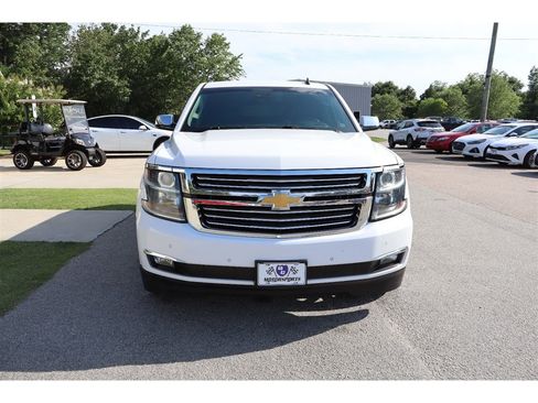 Used 2015 Chevrolet Tahoe LTZ RWD image 12