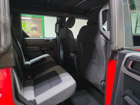 Used 2023 Ford Bronco 4-Door AWD/4WD image 22