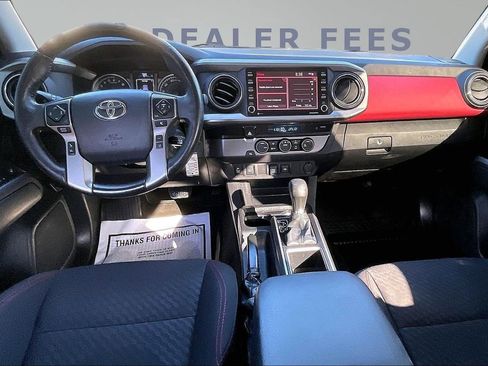 Used 2022 Toyota Tacoma SR5 w/ Technology Package image 8