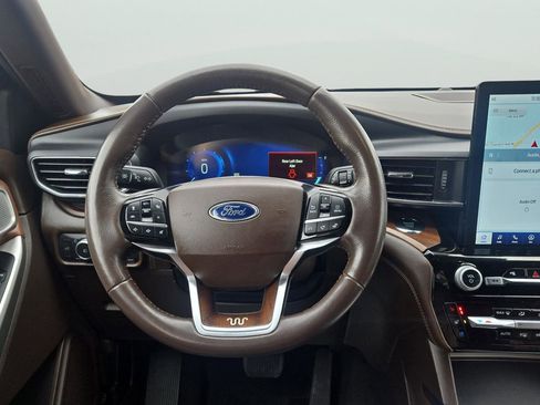 Certified 2022 Ford Explorer King Ranch w/ Class IV Trailer Tow Package image 19