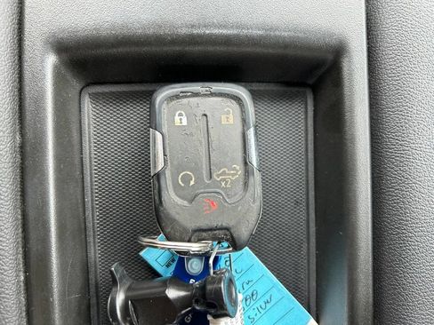 Used 2020 GMC Sierra 1500 SLE w/ SLE Value Package RWD image 32