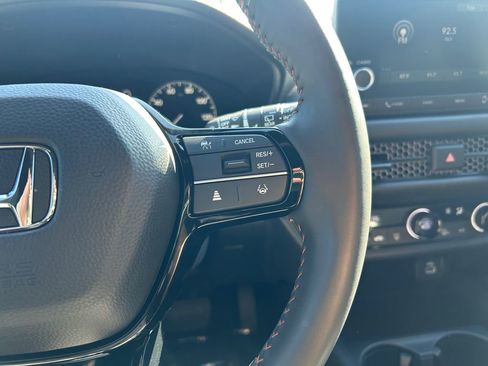 Used 2025 Honda HR-V Sport image 19