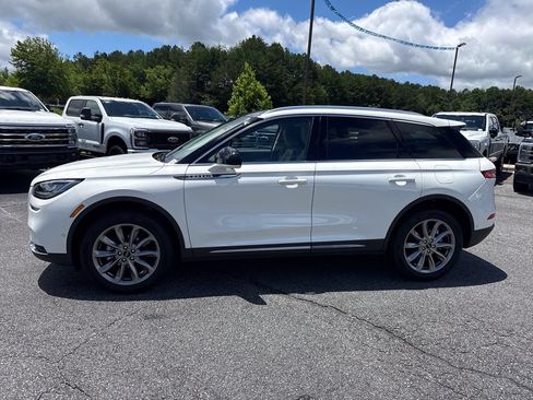 Used 2022 Lincoln Corsair AWD w/ Premium Package image 4