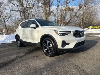Certified 2025 Volvo XC40 B5 Core