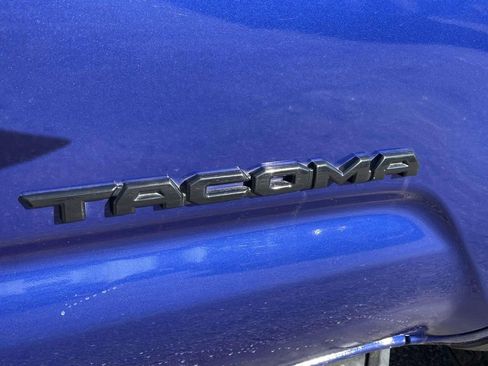 Used 2022 Toyota Tacoma 2WD Double Cab image 8