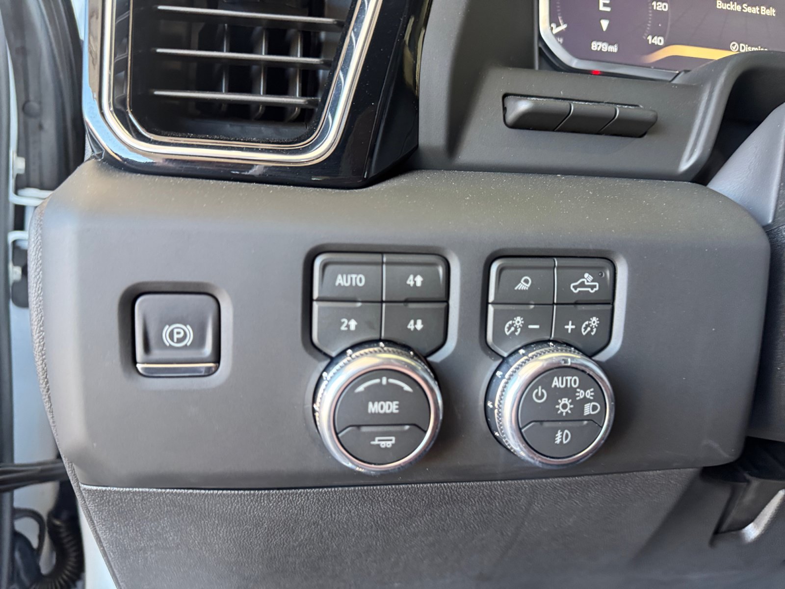 Used 2026 GMC Sierra 2500 Denali Ultimate AWD/4WD image 15