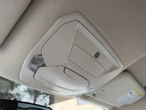 Used 2019 Ford Escape SE FWD image 37