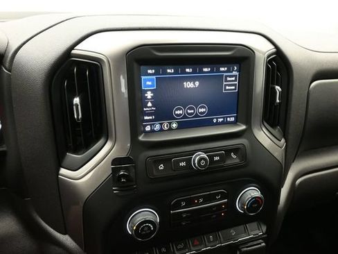 Used 2023 Chevrolet Silverado 1500 Custom Trail Boss AWD/4WD image 41