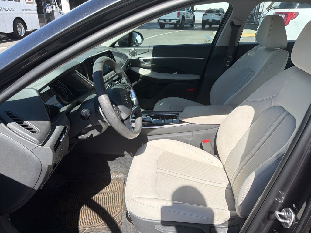 Used 2023 Hyundai Sonata Blue FWD image 7